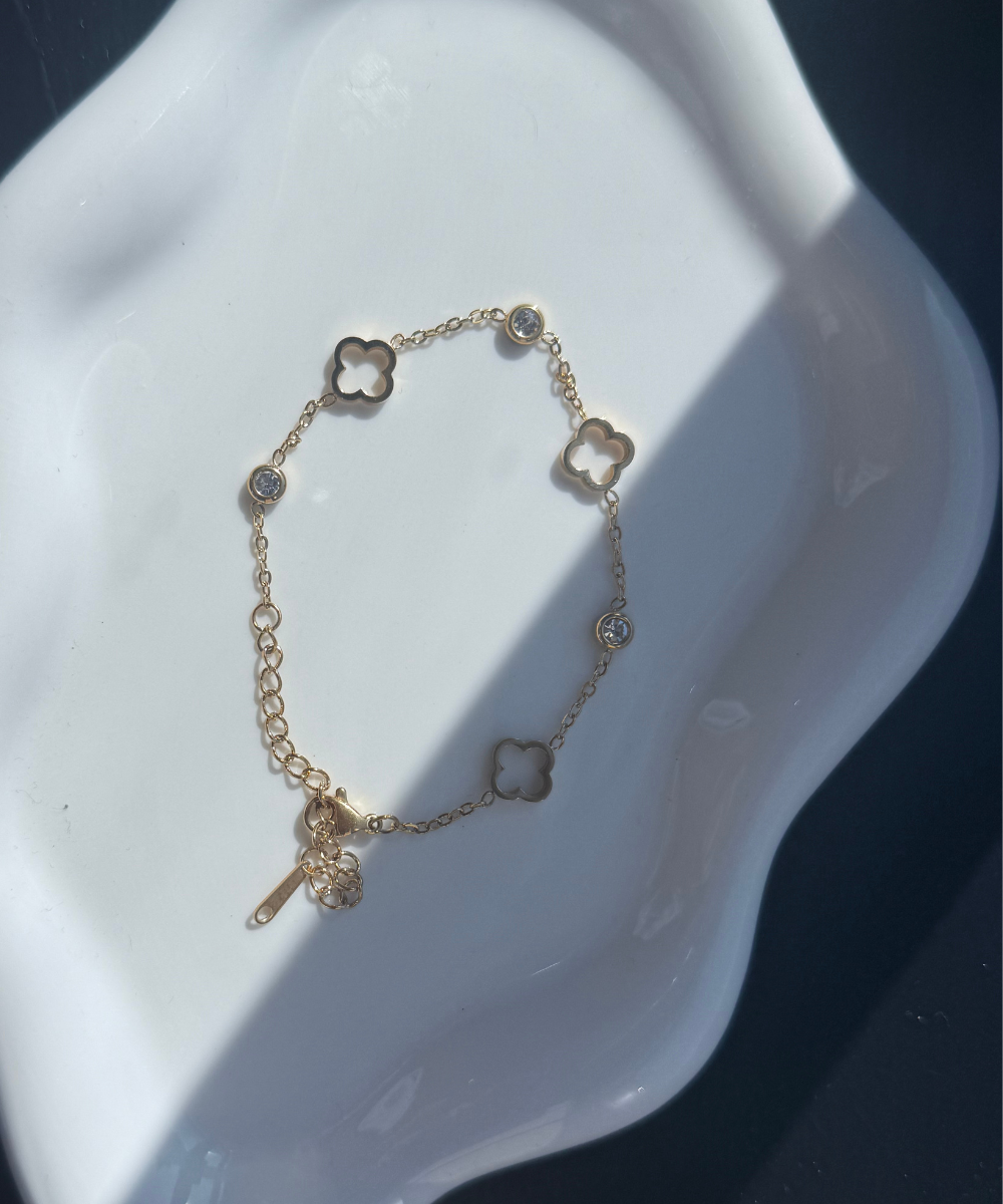 OTC Accessories - Clover Bracelet