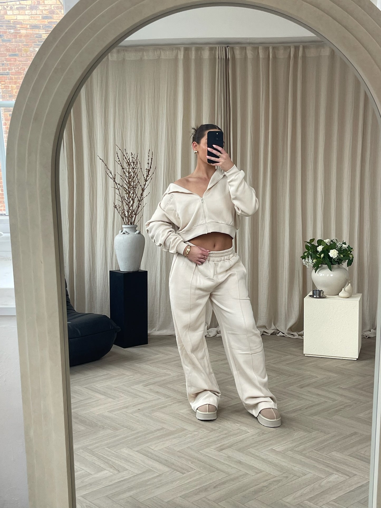 Thalia zip up