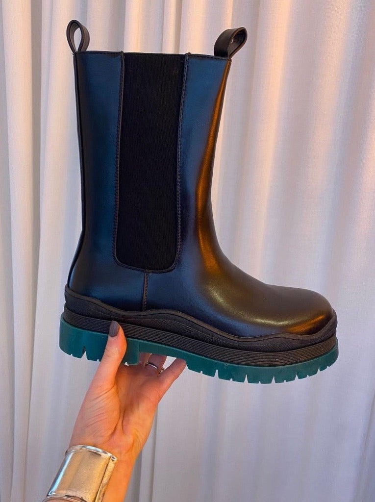Lola Black Boots - Green Sole