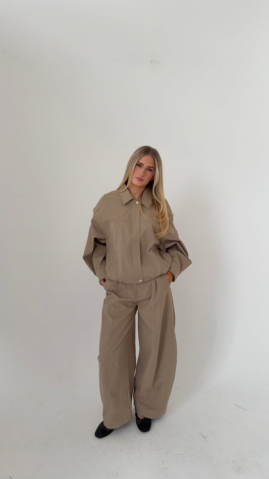Rowan Barrel Leg Trouser