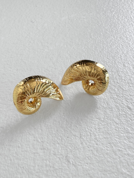 Shell Stud Earrings