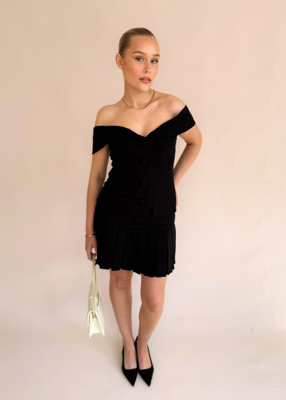 The Pleated Mini - Black