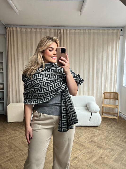 Bailey Scarf