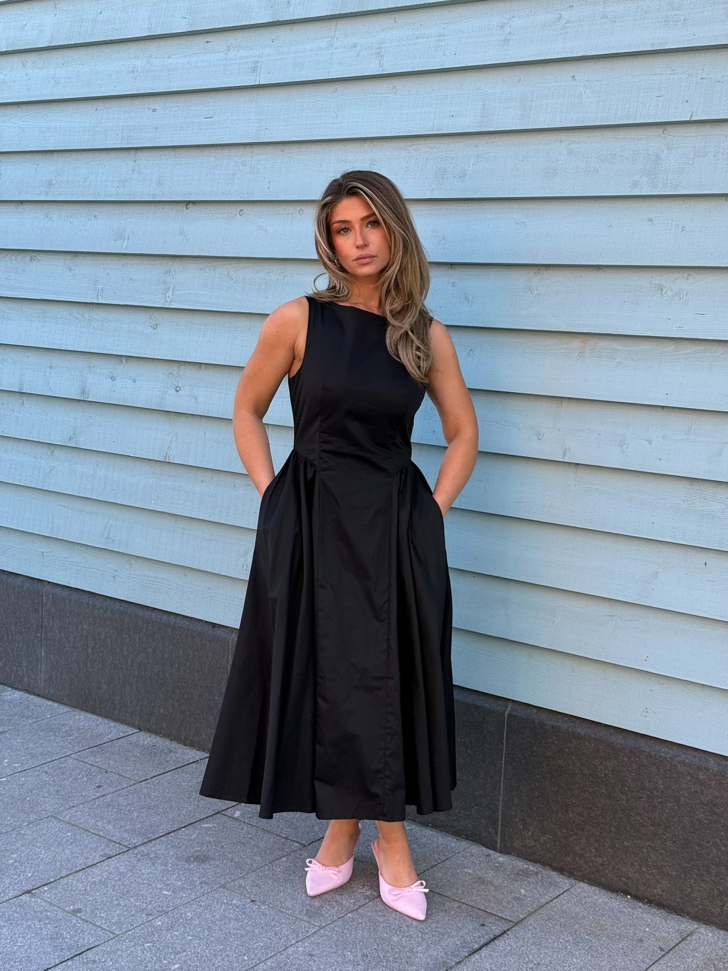 Midi Dress - Black