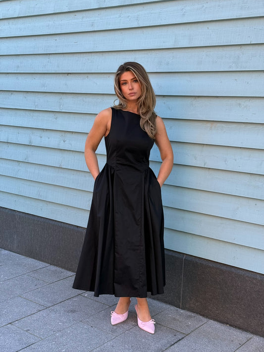 Midi Dress - Black