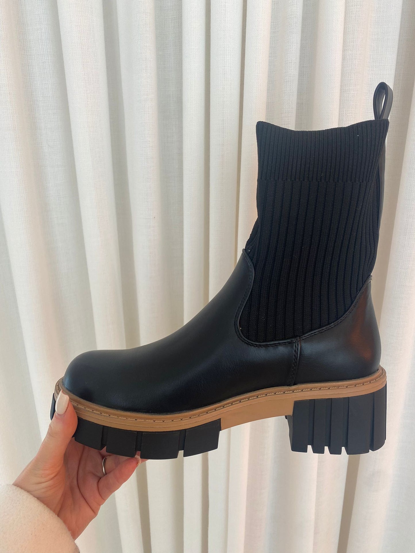 Morgan sock boot