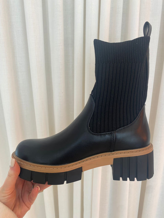 Morgan sock boot