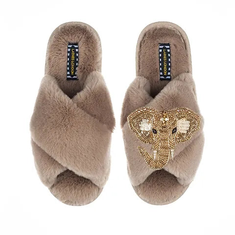 Deluxe Toffee Classic slippers with Elephant open